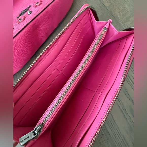 LIKE NEW Coach Chelsea Floral Dark Pink Leather Bag w/Matching Accordion Wallet - Picture 9 of 9